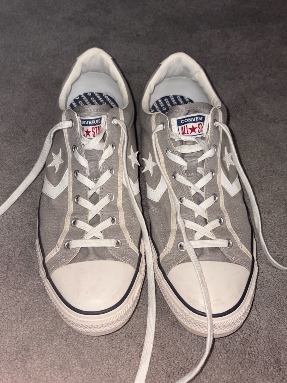 Converse One Star Low Top Sneakers - Gray & White